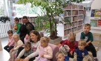 w bibliotece miejskiej