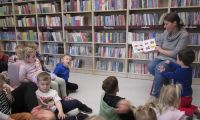 w bibliotece miejskiej