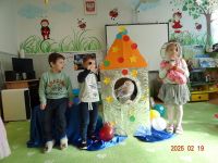 Czytaj więcej: Galeria - prace plastyczne