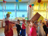 Czytaj więcej: Wiewiórkowa galeria